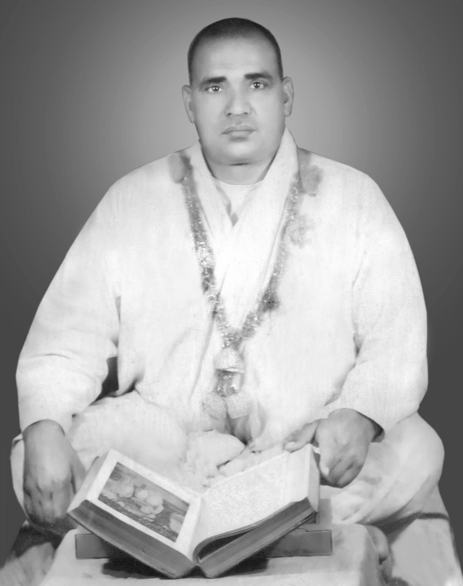 Nakur Wale Baba Ji — sacred moment at the Nakur ashram